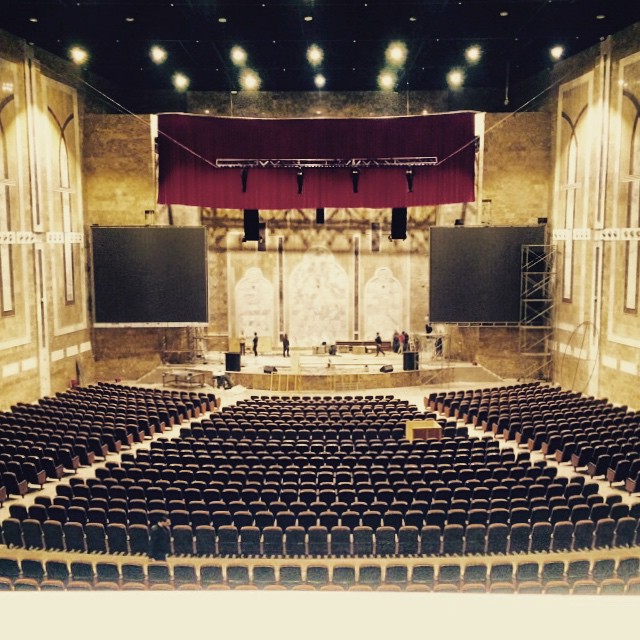 Sound System design and Implementation for conference hall in the Ministry of Endowments (Baghdad)